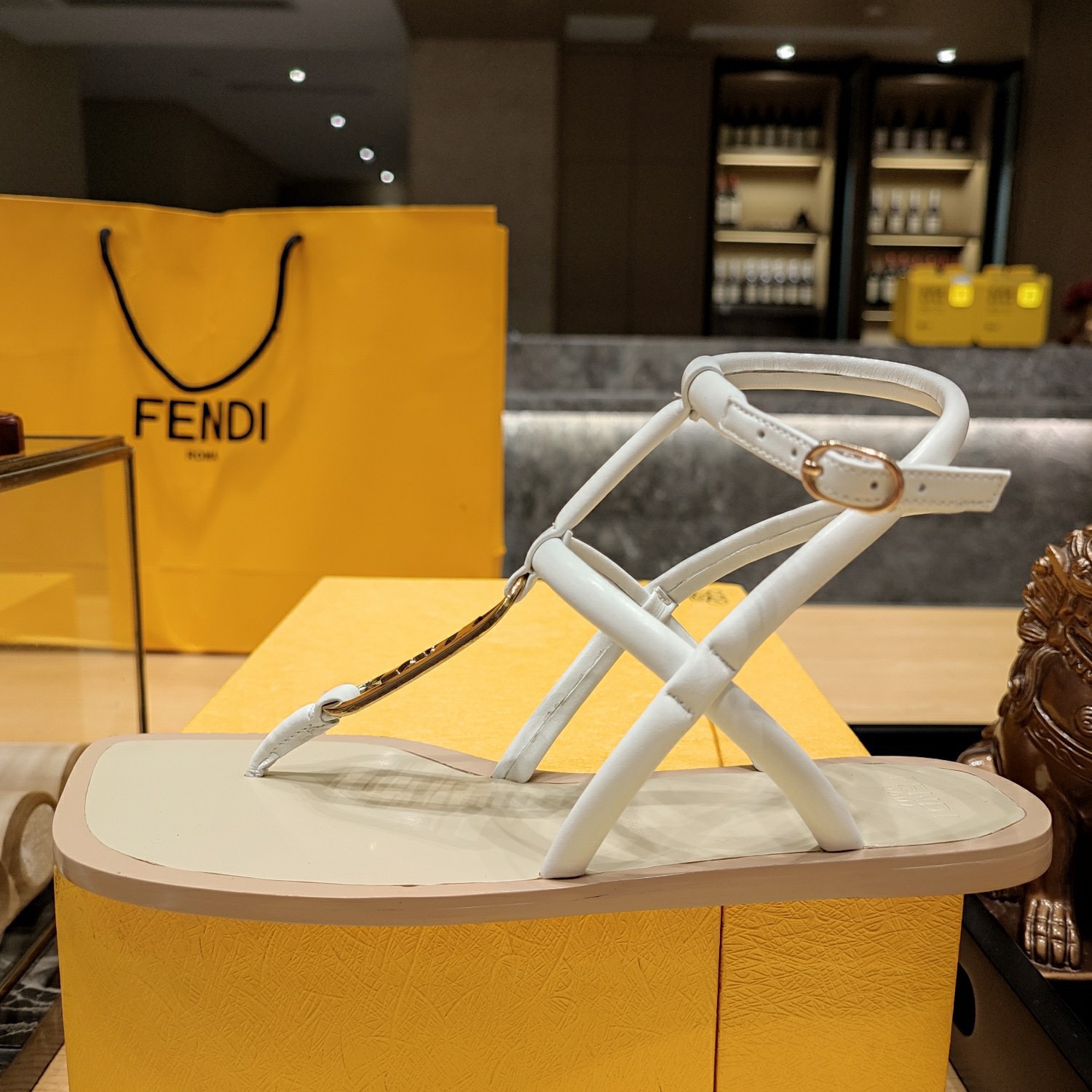 Fendi 2023 New Sandals - Image 7