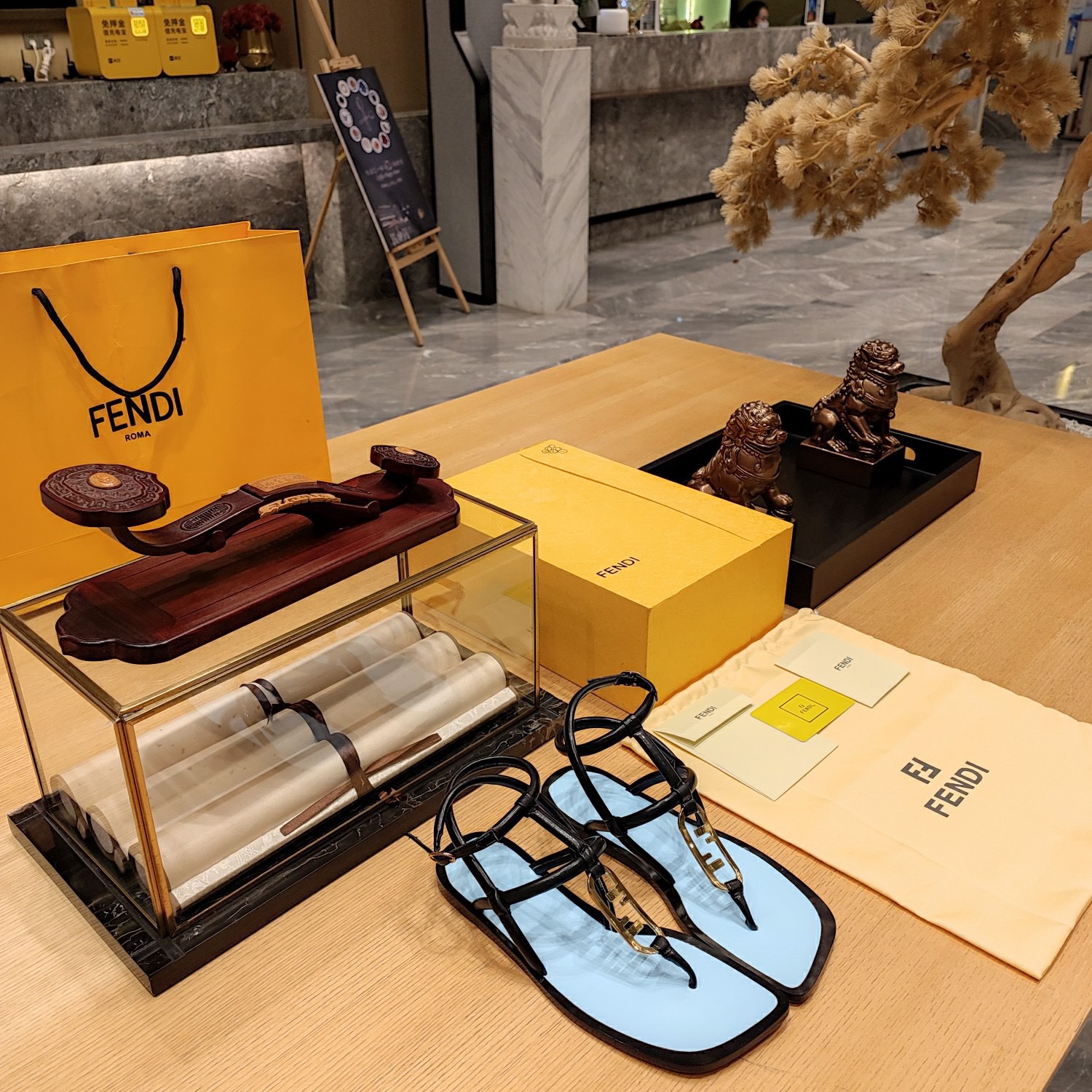 Fendi 2023 New Sandals - Image 4