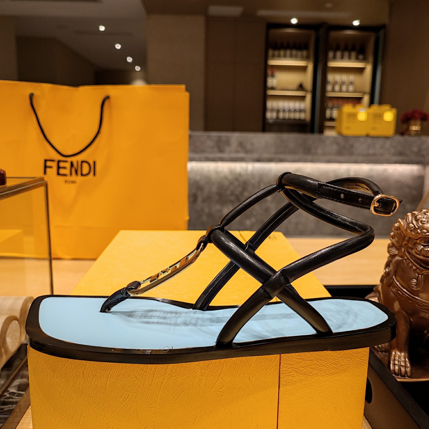 Fendi 2023 New Sandals - Image 7