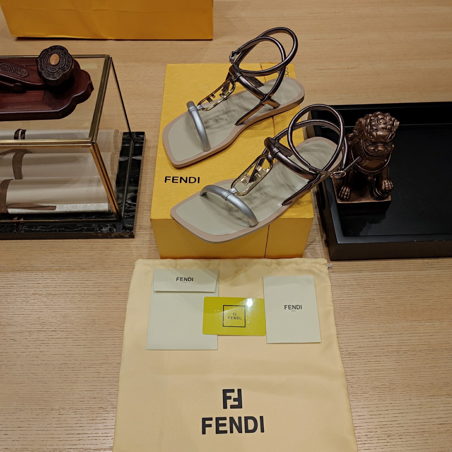 Fendi 2023 New Sandals - Image 5