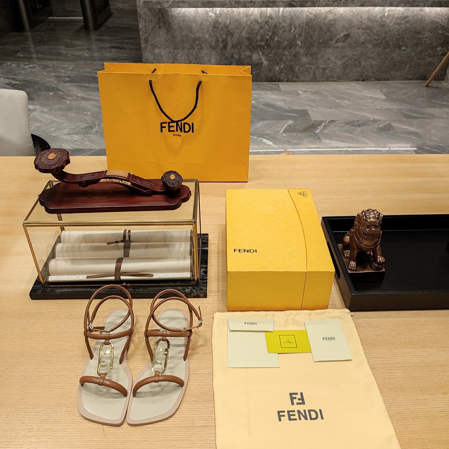 Fendi 2023 New Sandals - Image 2