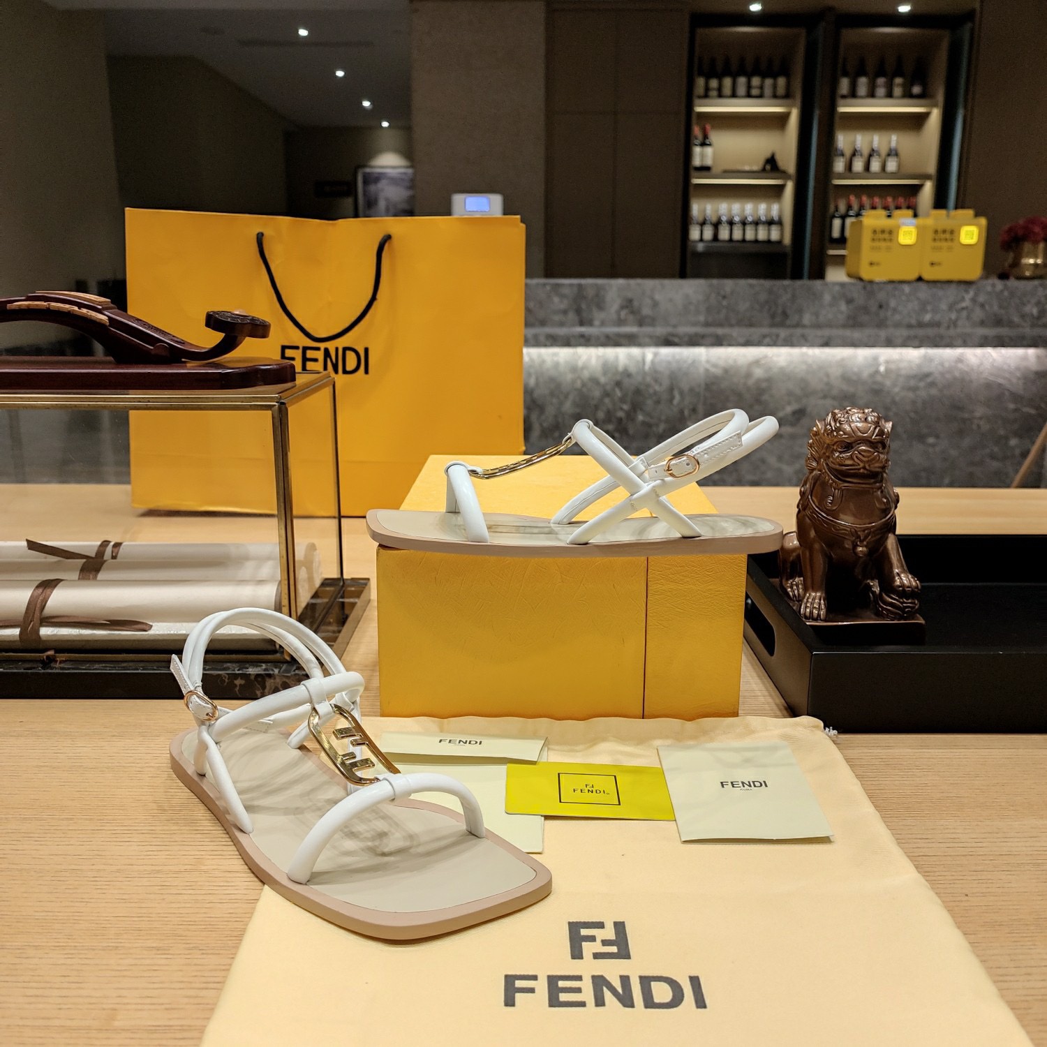 Fendi 2023 New Sandals - Image 6