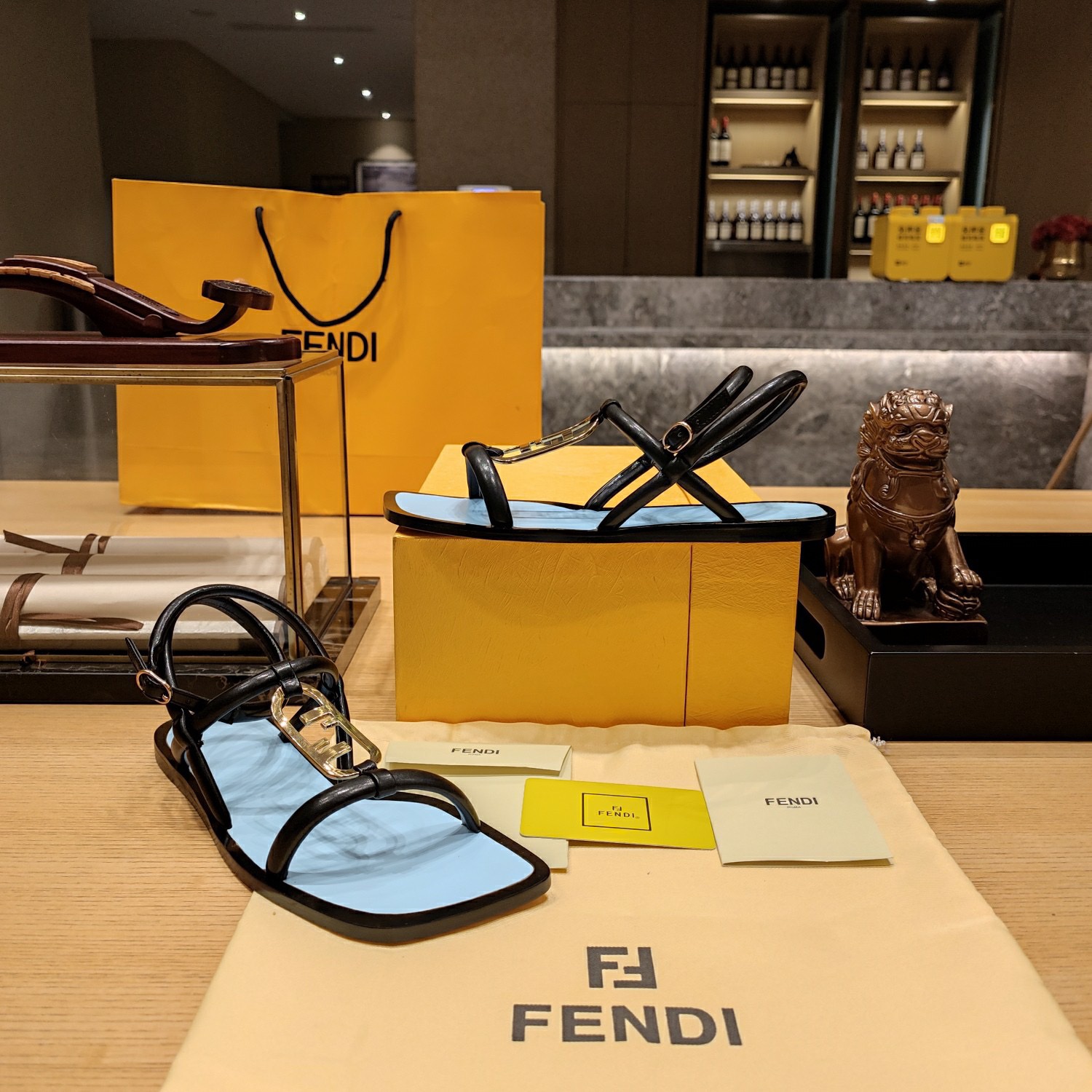 Fendi 2023 New Sandals - Image 5