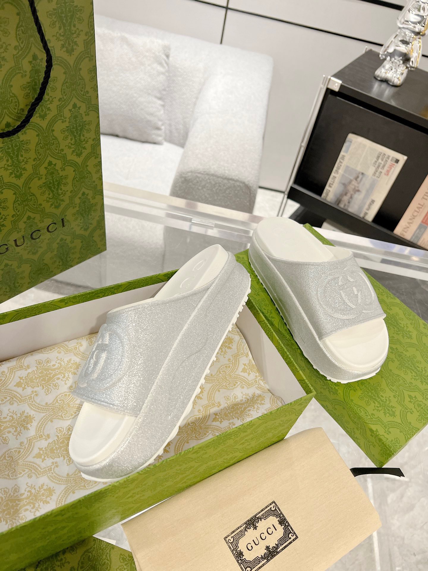 Gucci 2023 New Thick-soled Couple Slippers - Image 5