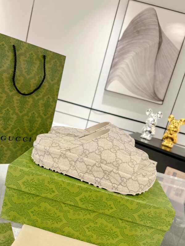 Gucci 2023 New Thick-soled Couple Slippers