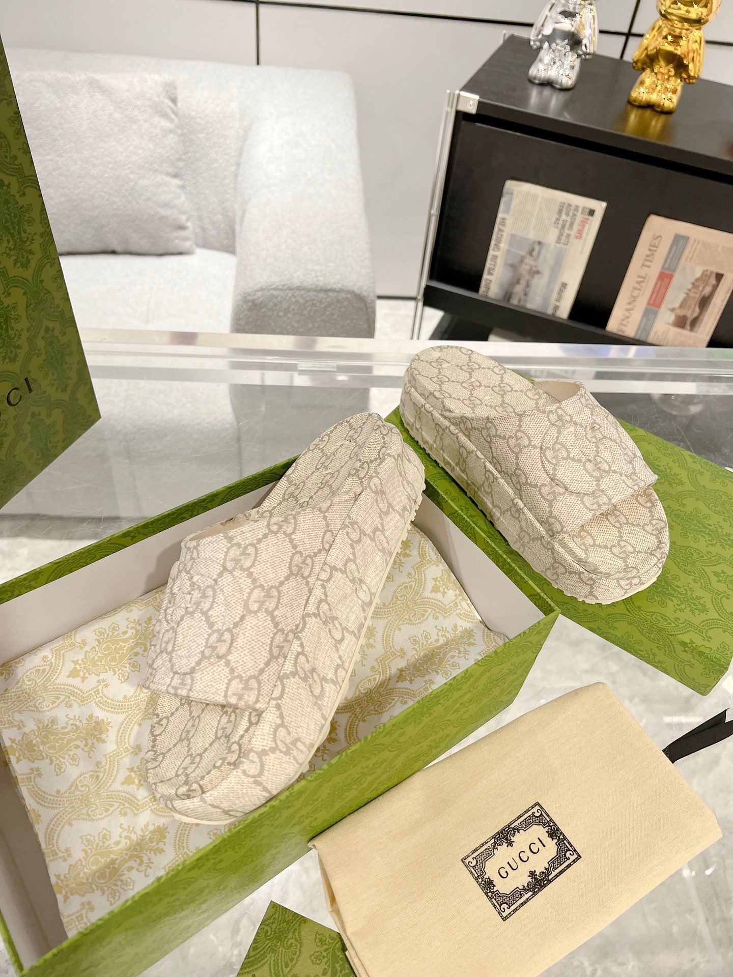 Gucci 2023 New Thick-soled Couple Slippers - Image 4