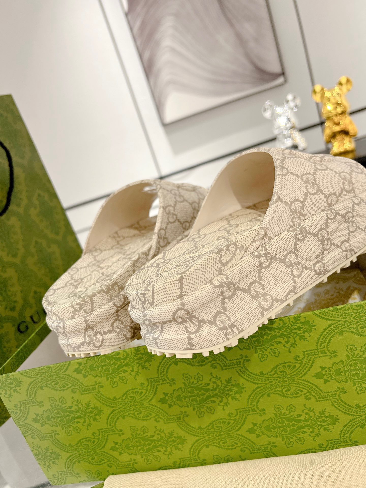 Gucci 2023 New Thick-soled Couple Slippers - Image 7