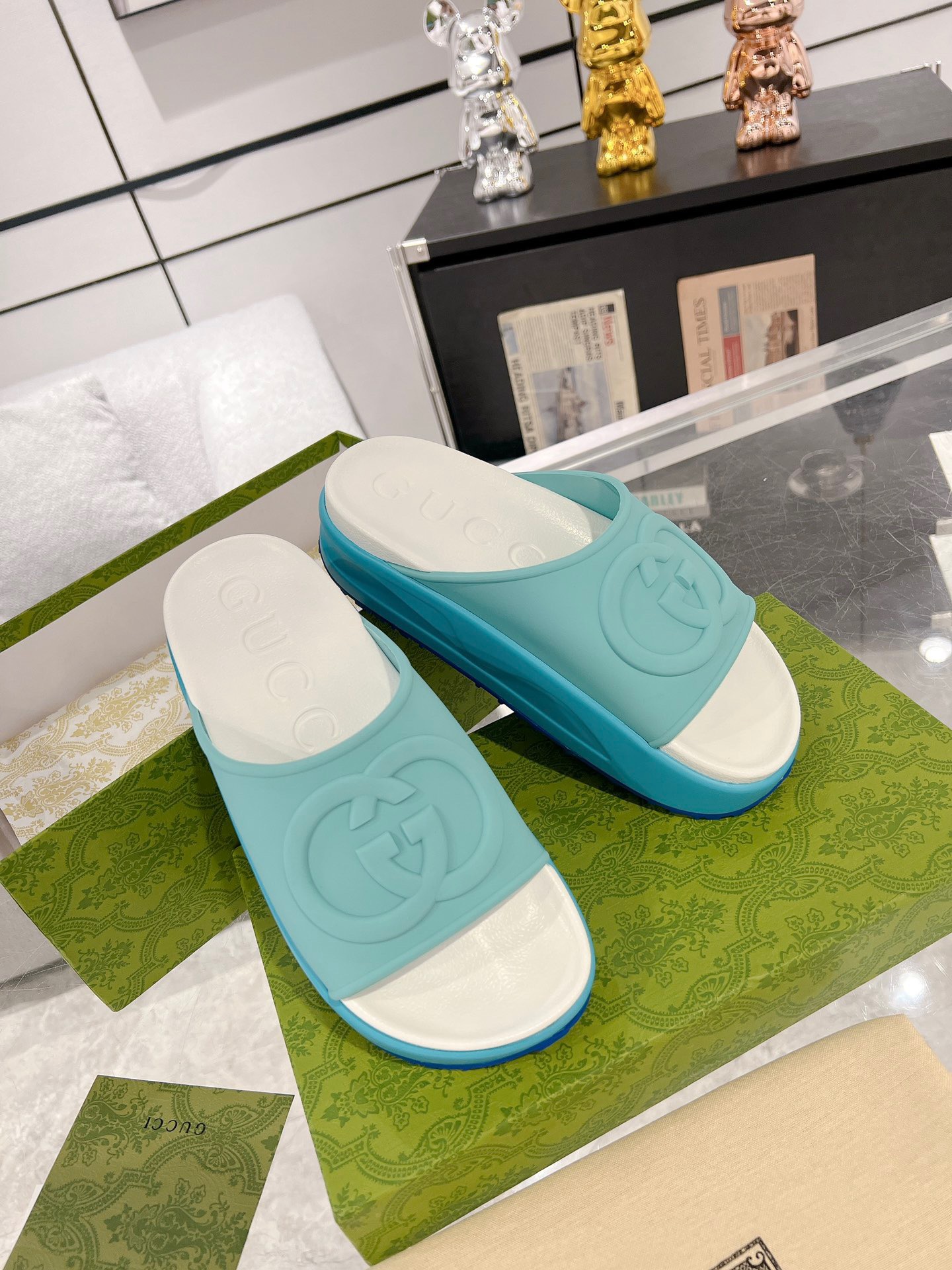 Gucci 2023 New Thick-soled Couple Slippers - Image 4