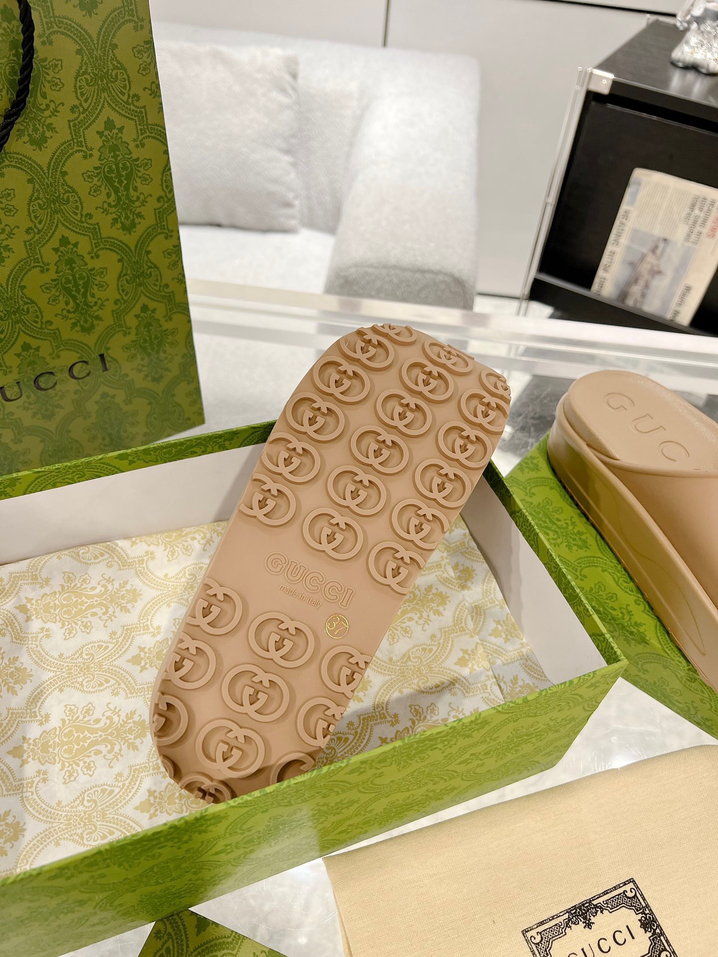 Gucci 2023 New Thick-soled Couple Slippers - Image 8