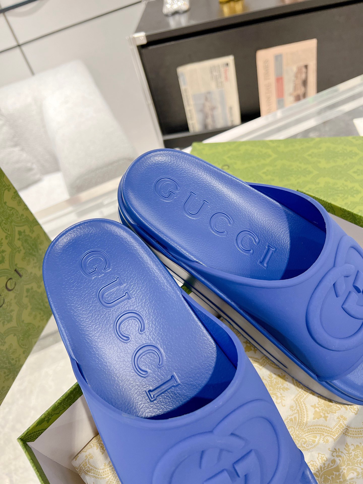 Gucci 2023 New Thick-soled Couple Slippers - Image 7