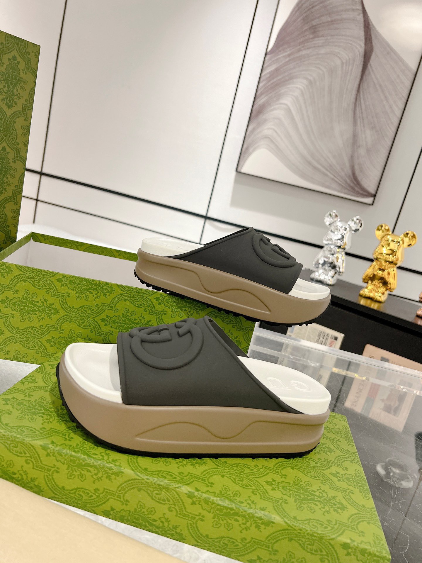 Gucci 2023 New Thick-soled Couple Slippers - Image 5