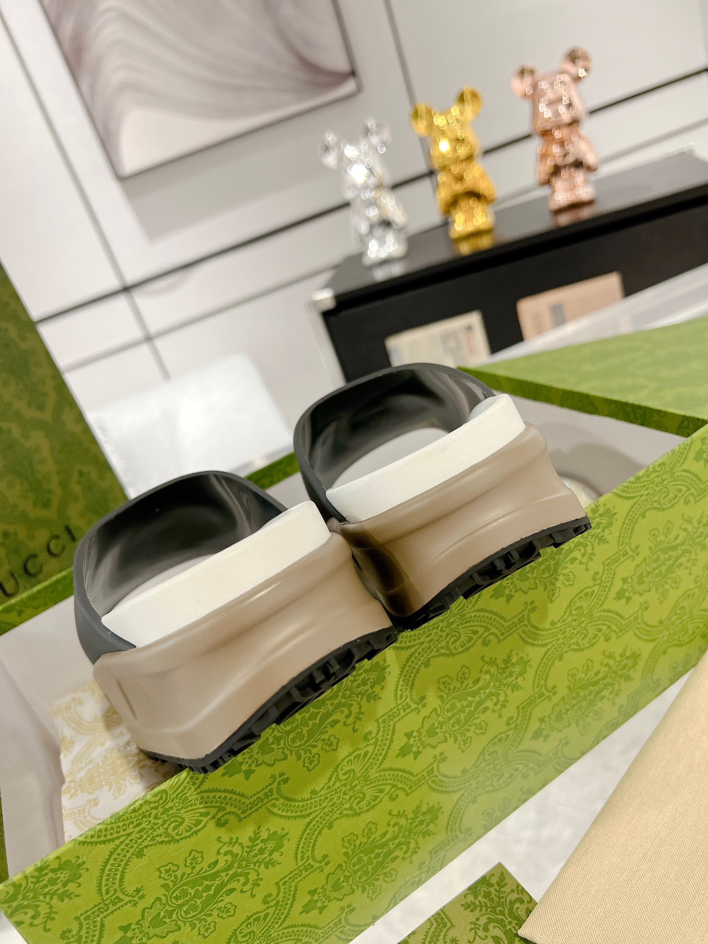 Gucci 2023 New Thick-soled Couple Slippers - Image 7