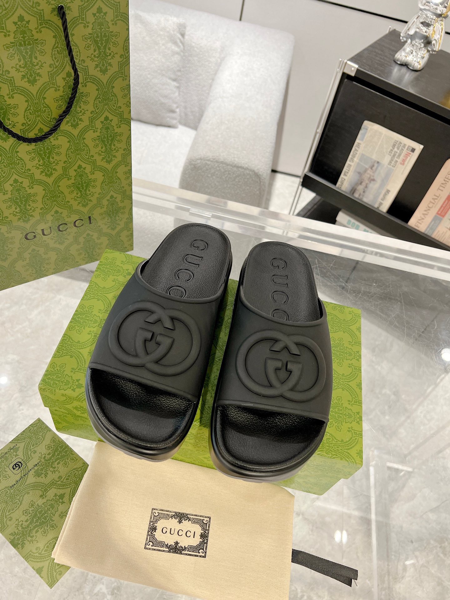 Gucci 2023 New Thick-soled Couple Slippers - Image 2