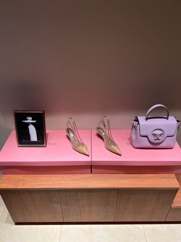 Alaïa High Love Heels