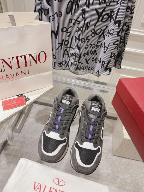 Valentino 2023 New Retro Couple Sneakers