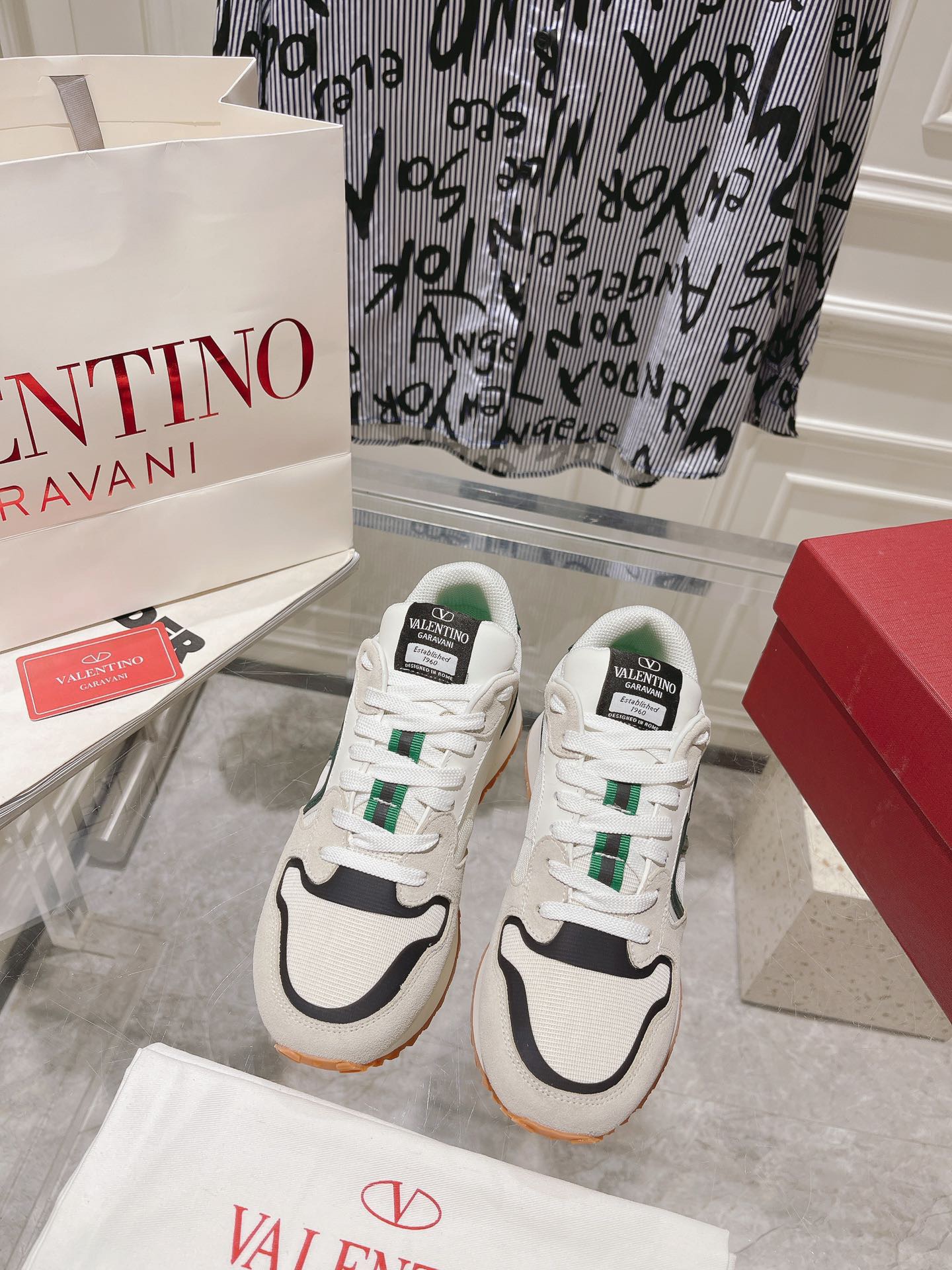 Valentino 2023 New Retro Couple Sneakers