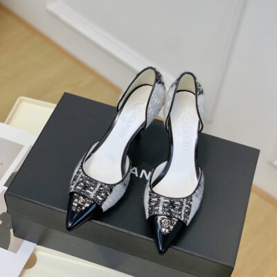 Chanel 2023 New Medieval Vintage Sandals