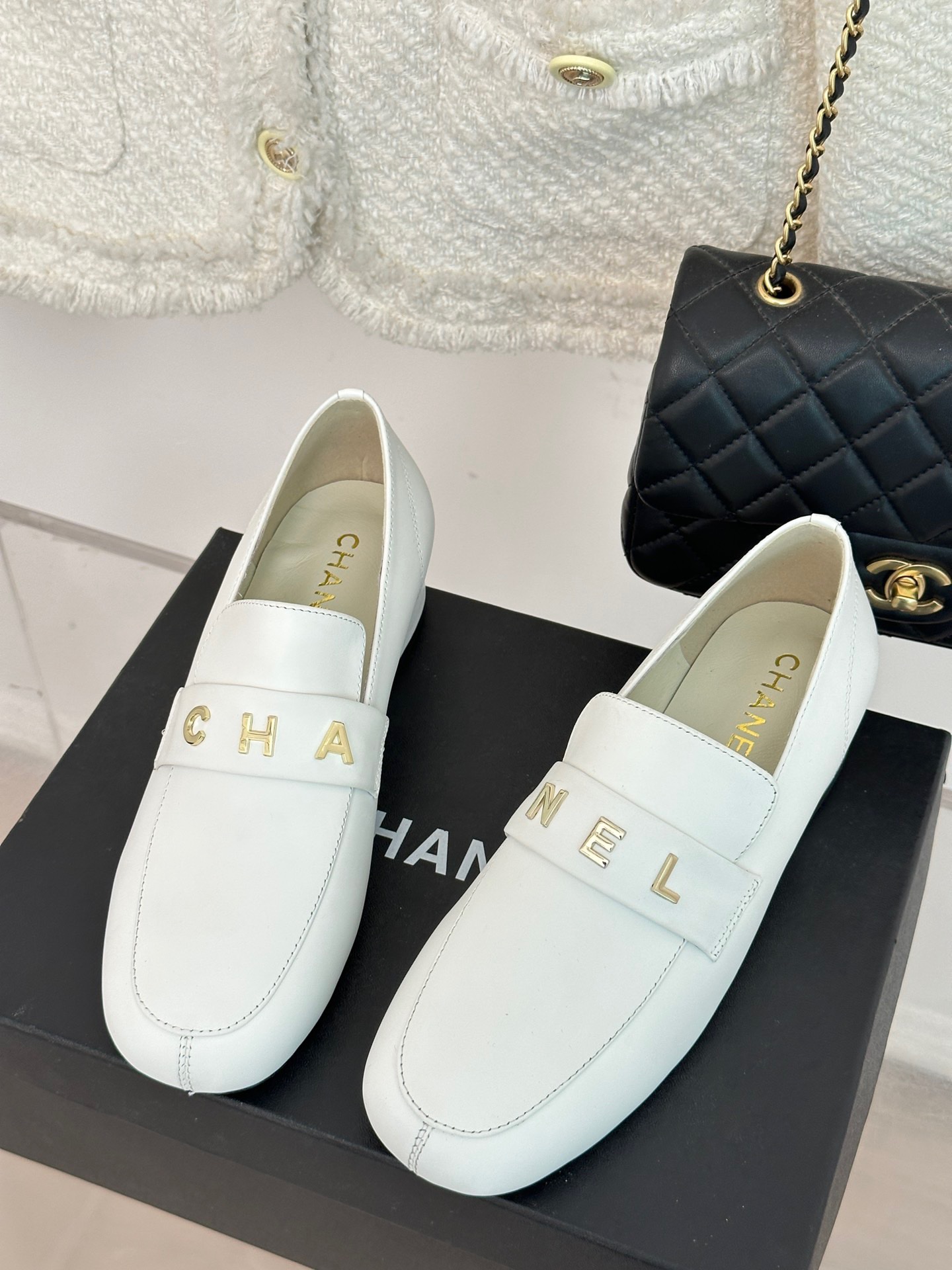 Chanel 2023 New Loafers - Image 3