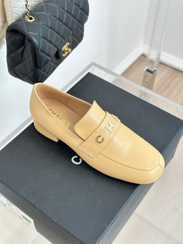Chanel 2023 New Loafers