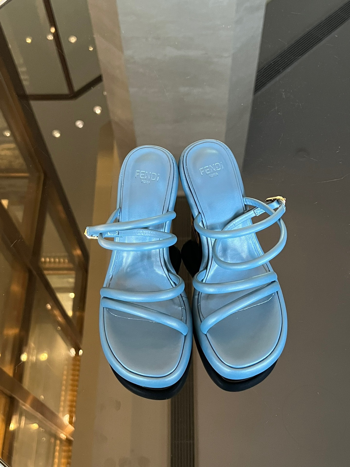 Fendi 2023 New Sandals - Image 2