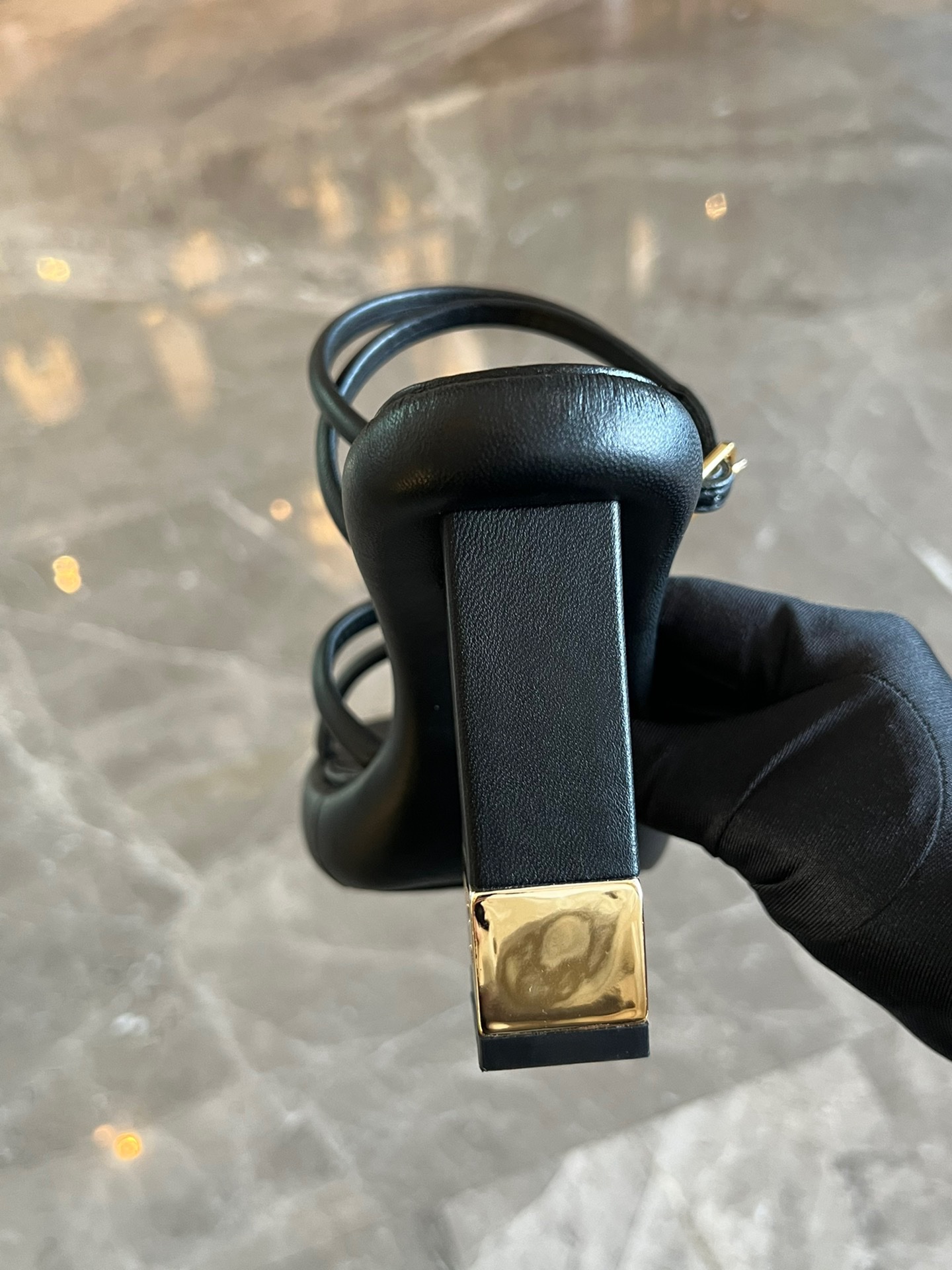 Fendi 2023 New Sandals - Image 8