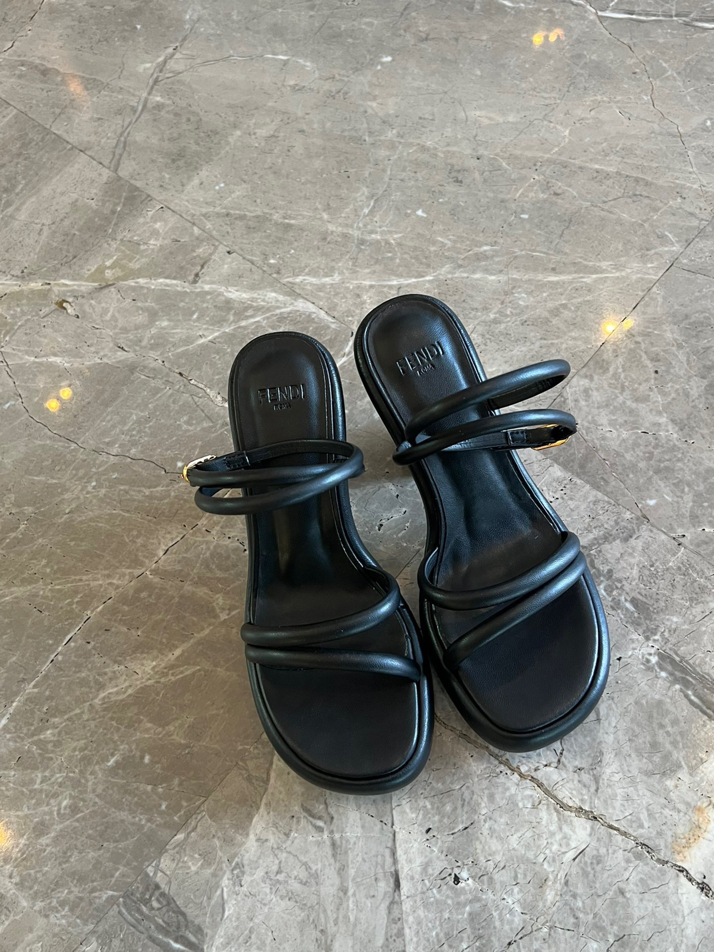 Fendi 2023 New Sandals - Image 2