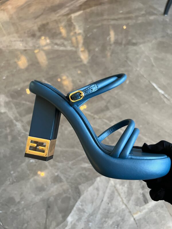Fendi 2023 New Sandals