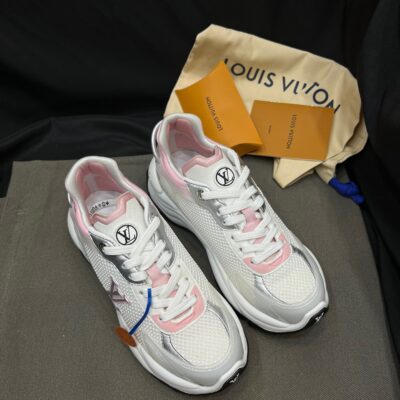 Louis Vuitton 2023 Runner Sneakers