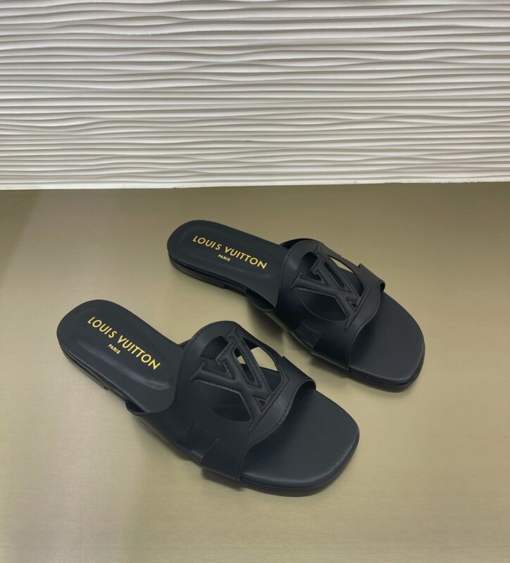Louis Vuitton 2023 New Sandals