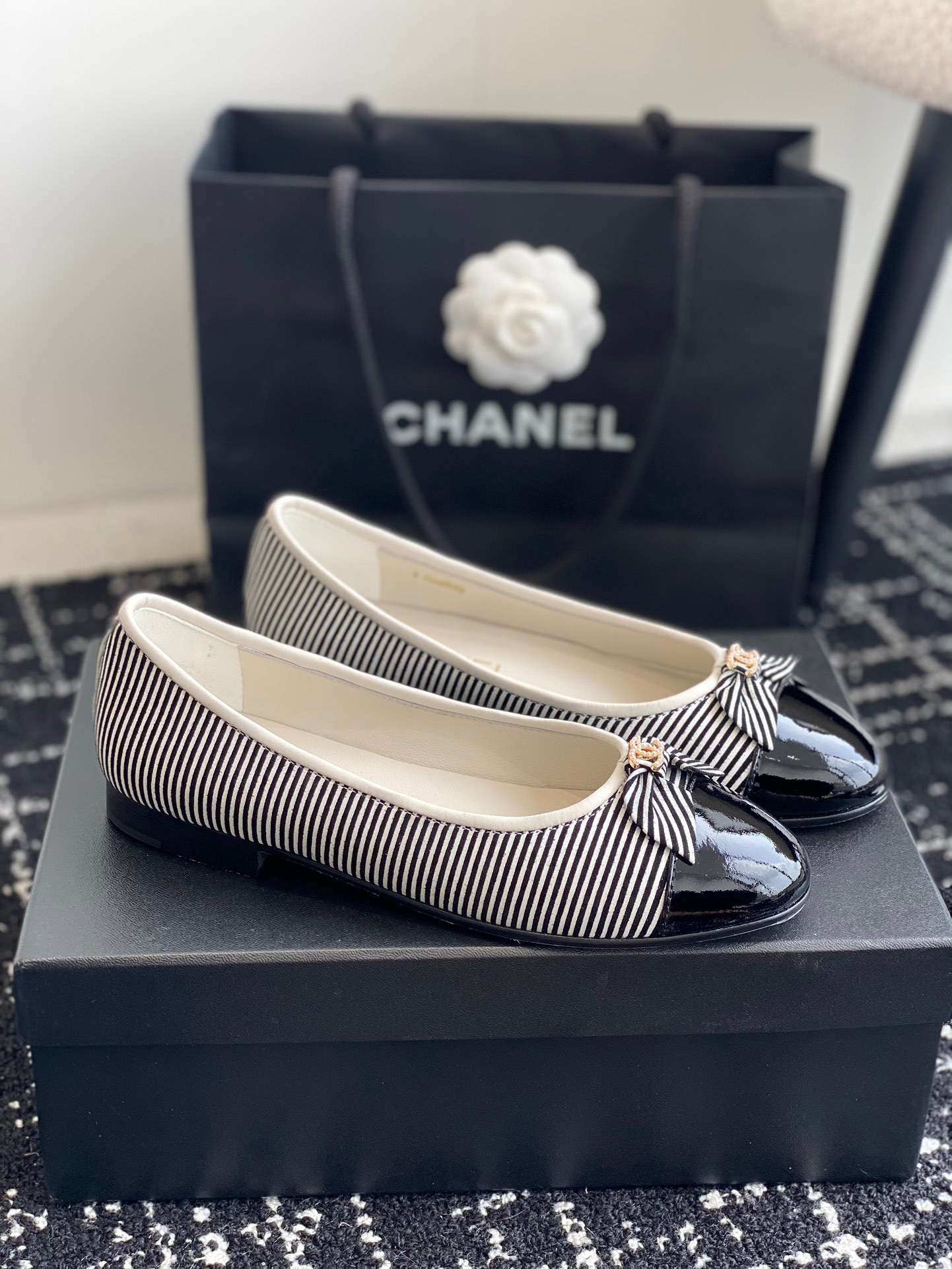 Chanel 2023 New Ballet Shoes - Image 2