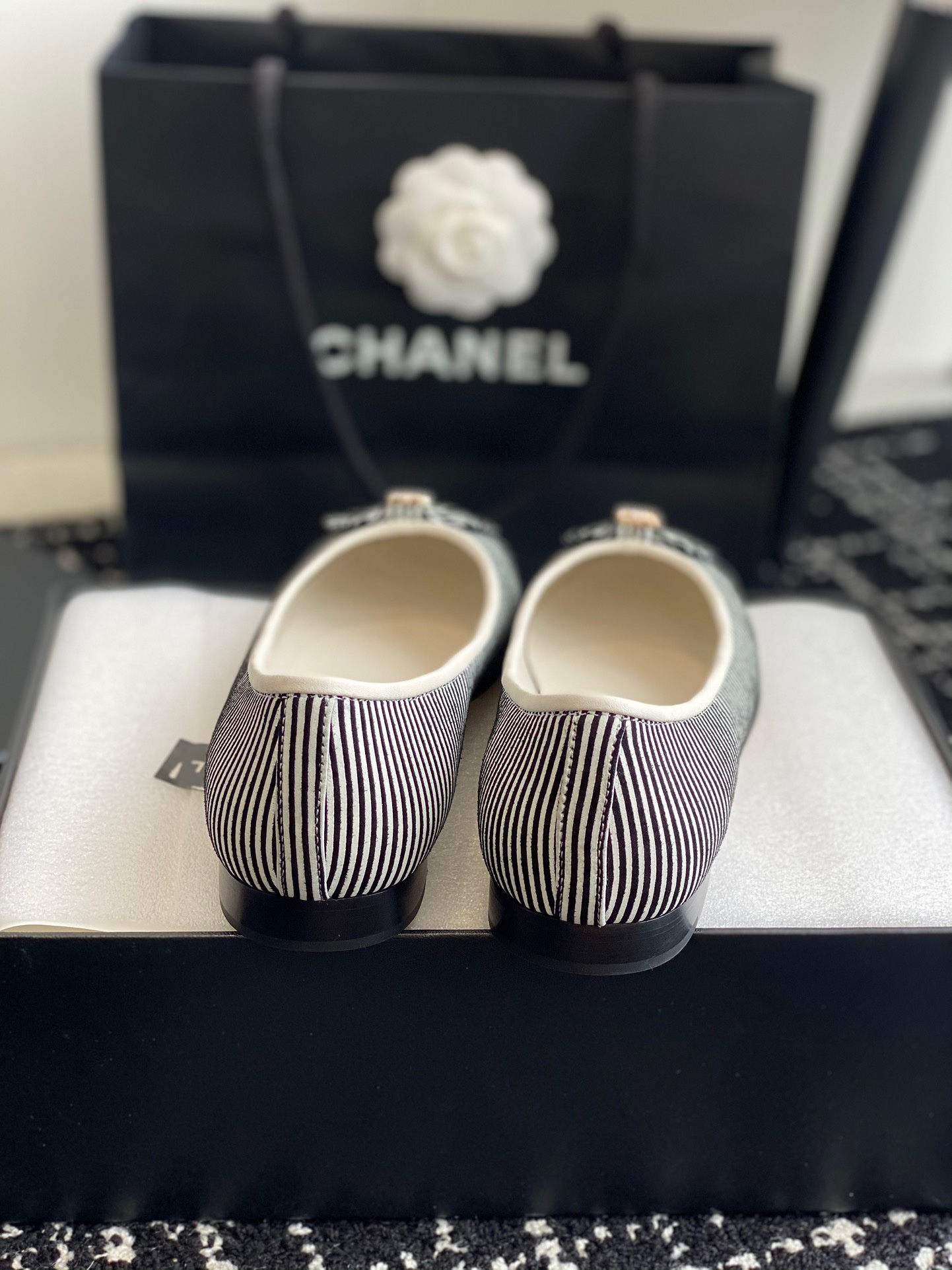 Chanel 2023 New Ballet Shoes - Image 7