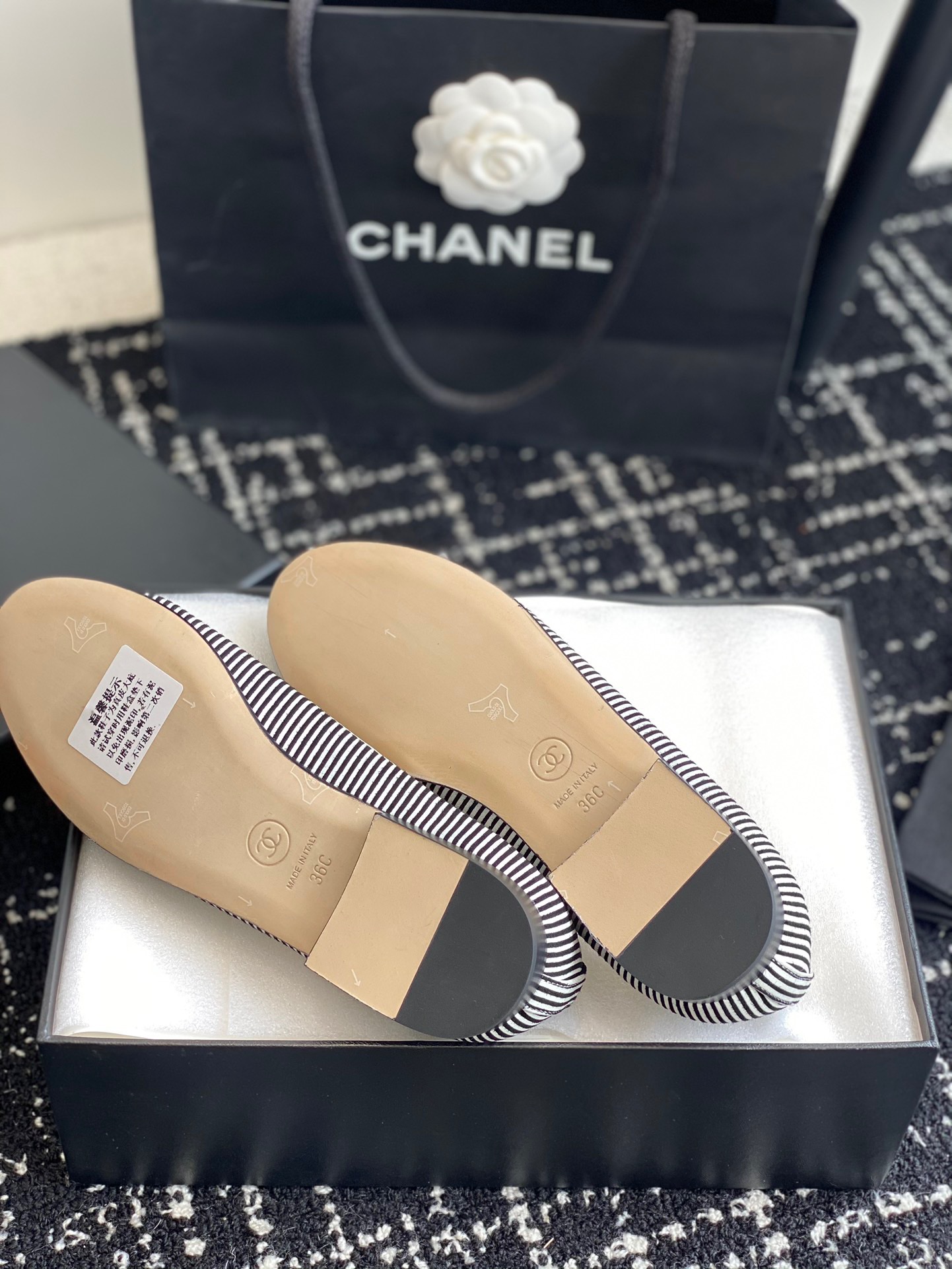 Chanel 2023 New Ballet Shoes - Image 9