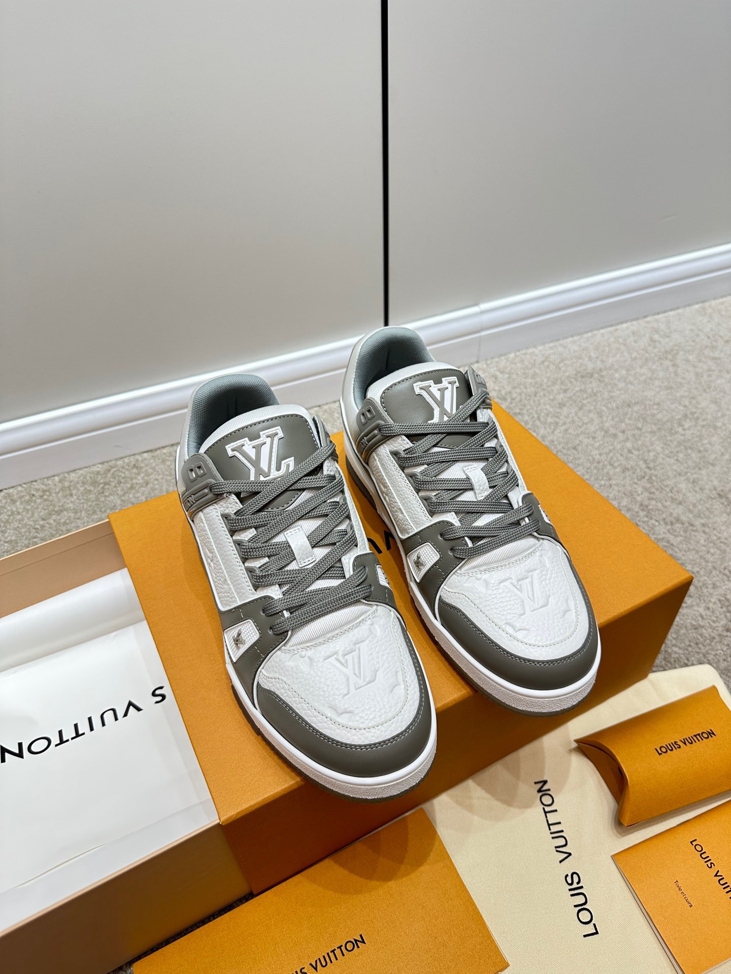 Louis Vuitton 2023 Monogram Trainers - Image 2