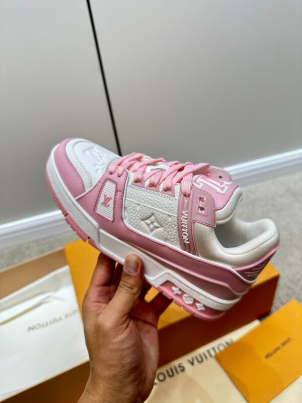 Louis Vuitton 2023 Monogram Trainers