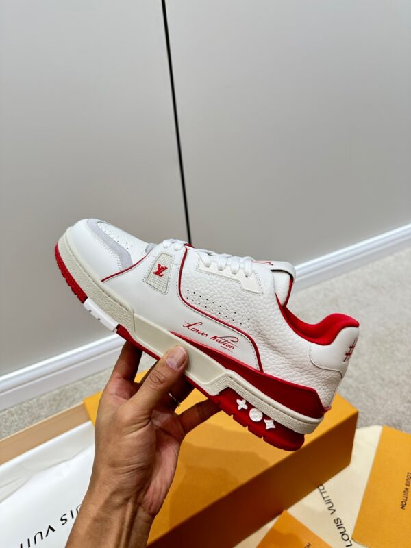 Louis Vuitton 2023 Monogram Trainers