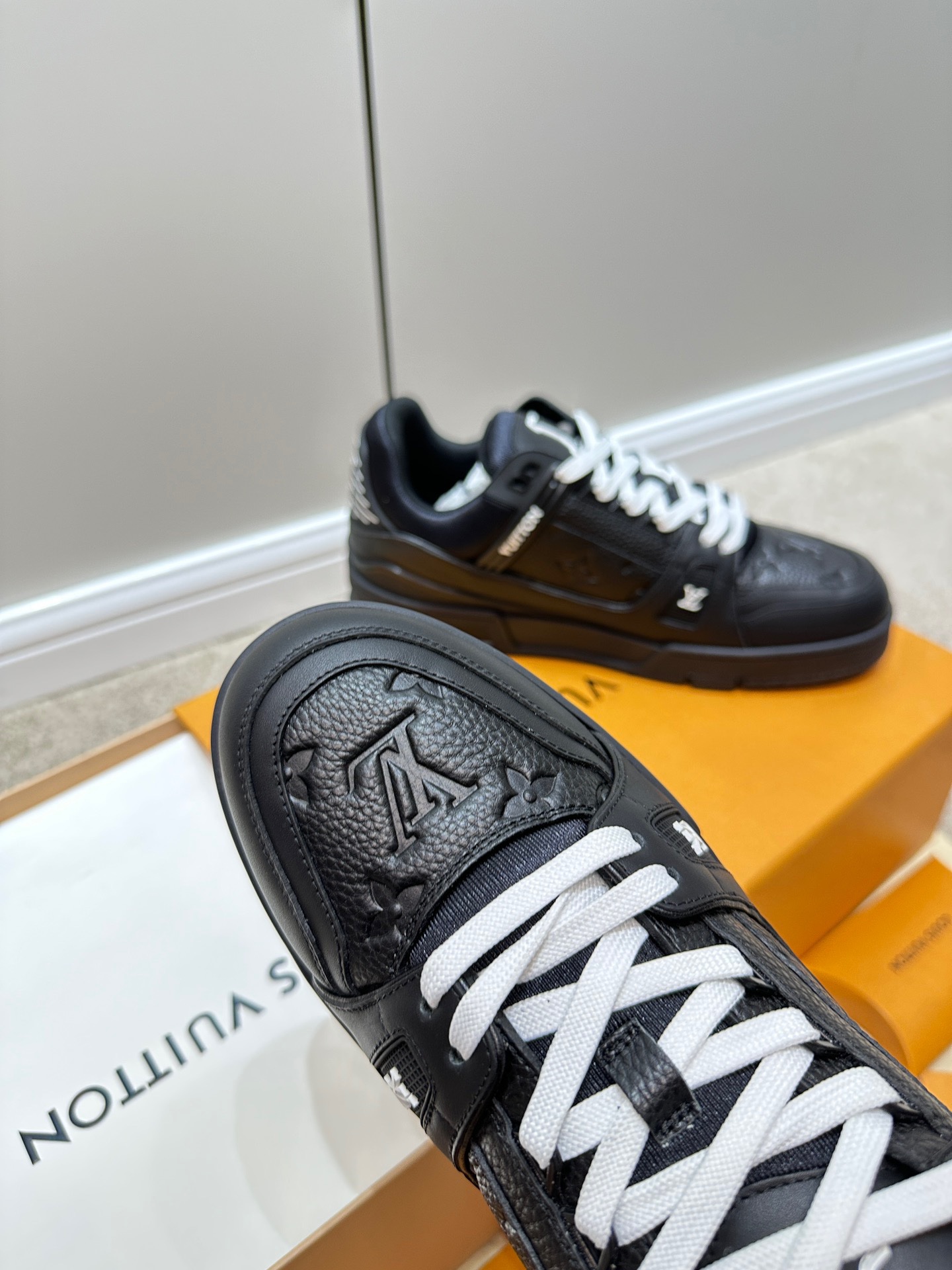 Louis Vuitton 2023 Monogram Trainers - Image 5