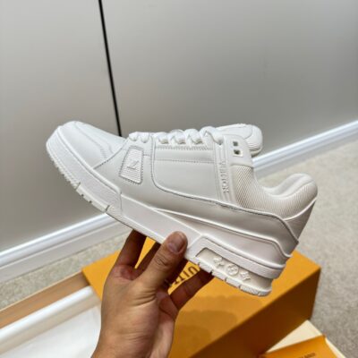 Louis Vuitton 2023 Monogram Trainers