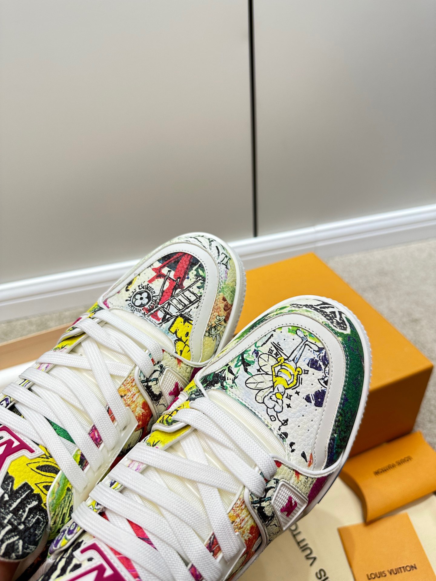 Louis Vuitton 2023 Monogram Trainers - Image 6