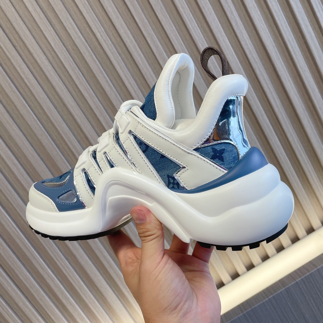 Louis Vuitton 2023 Trainers - Image 8