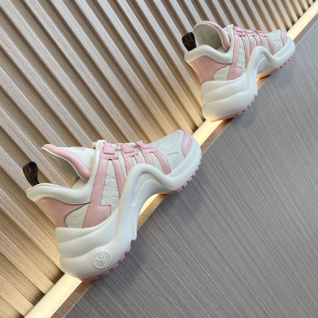 Louis Vuitton 2023 Trainers - Image 2