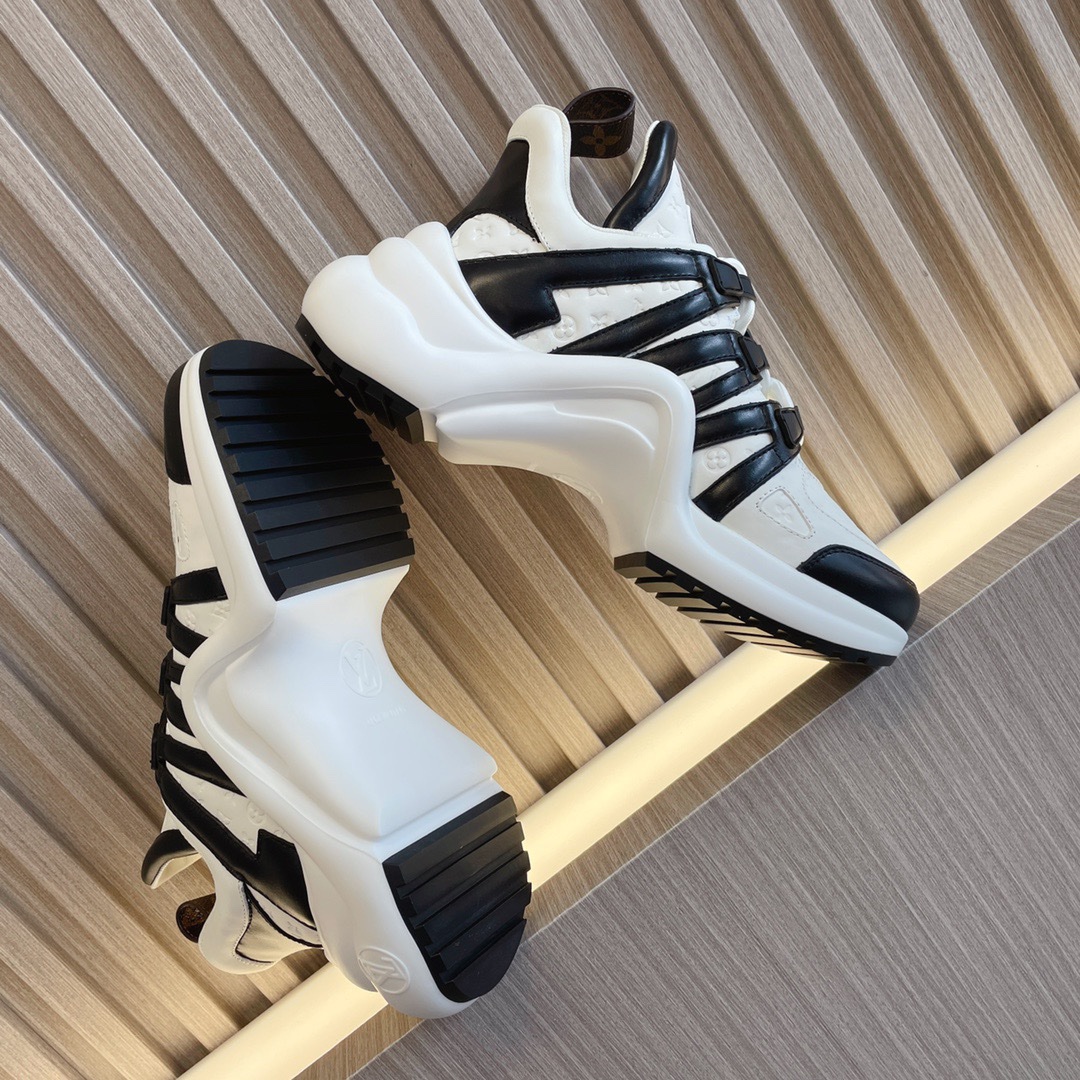 Louis Vuitton 2023 Trainers - Image 4