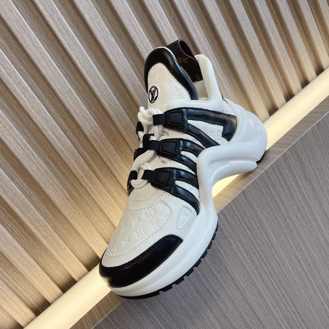 Louis Vuitton 2023 Trainers - Image 6