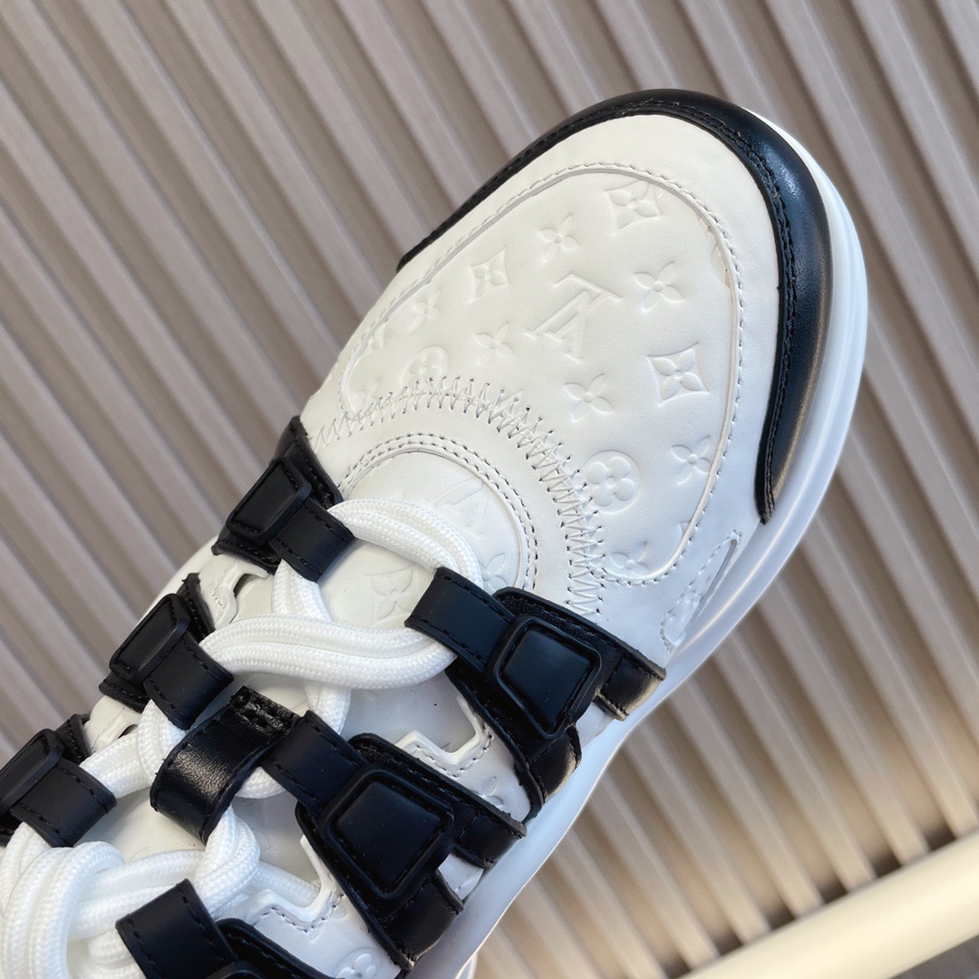Louis Vuitton 2023 Trainers - Image 9