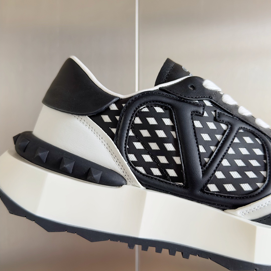 Valentino 2023 Netrunner Sneakers - Image 8