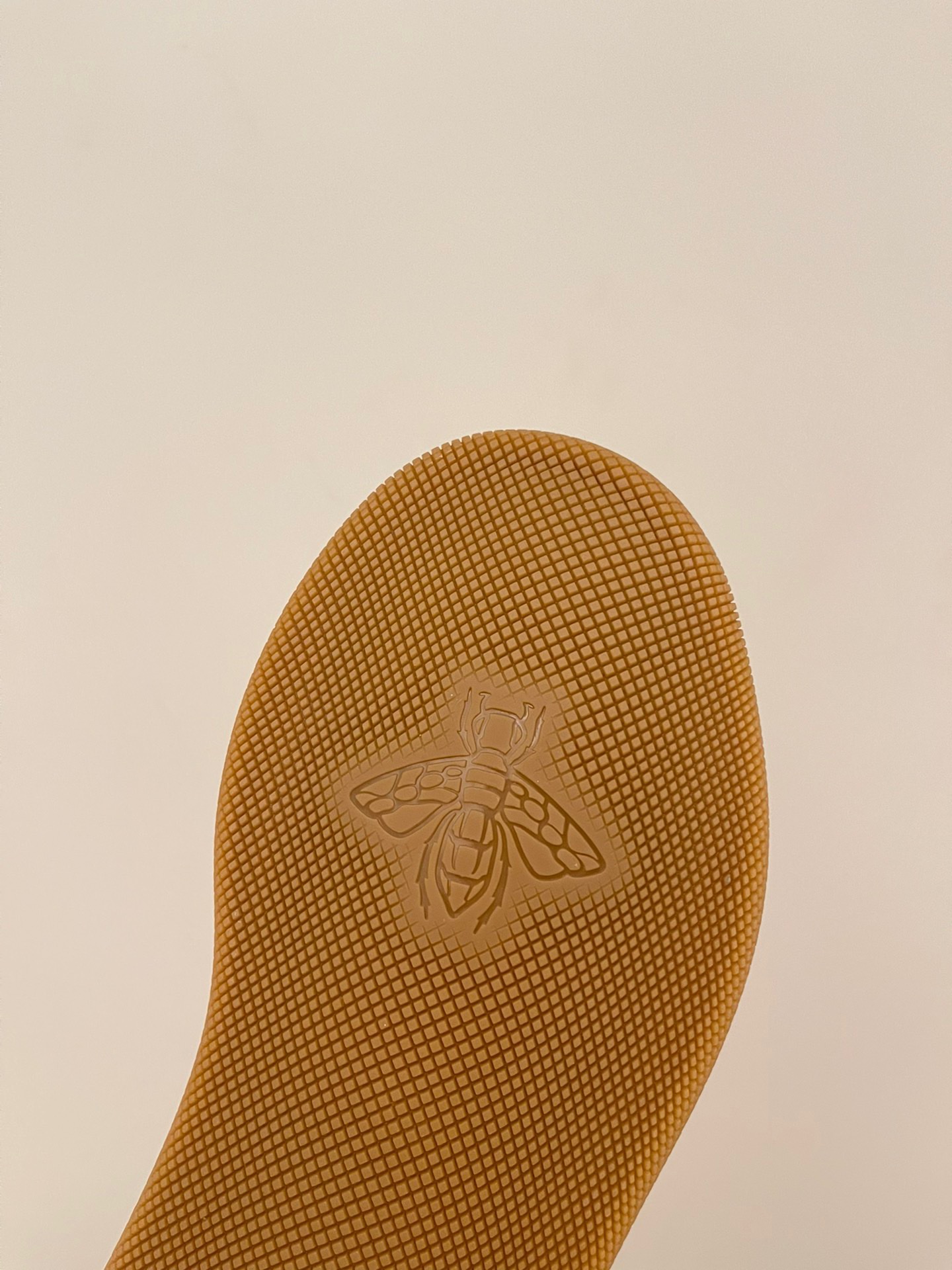 Gucci 2023 Thick-soled Dirty Shoes for Couples - Image 9