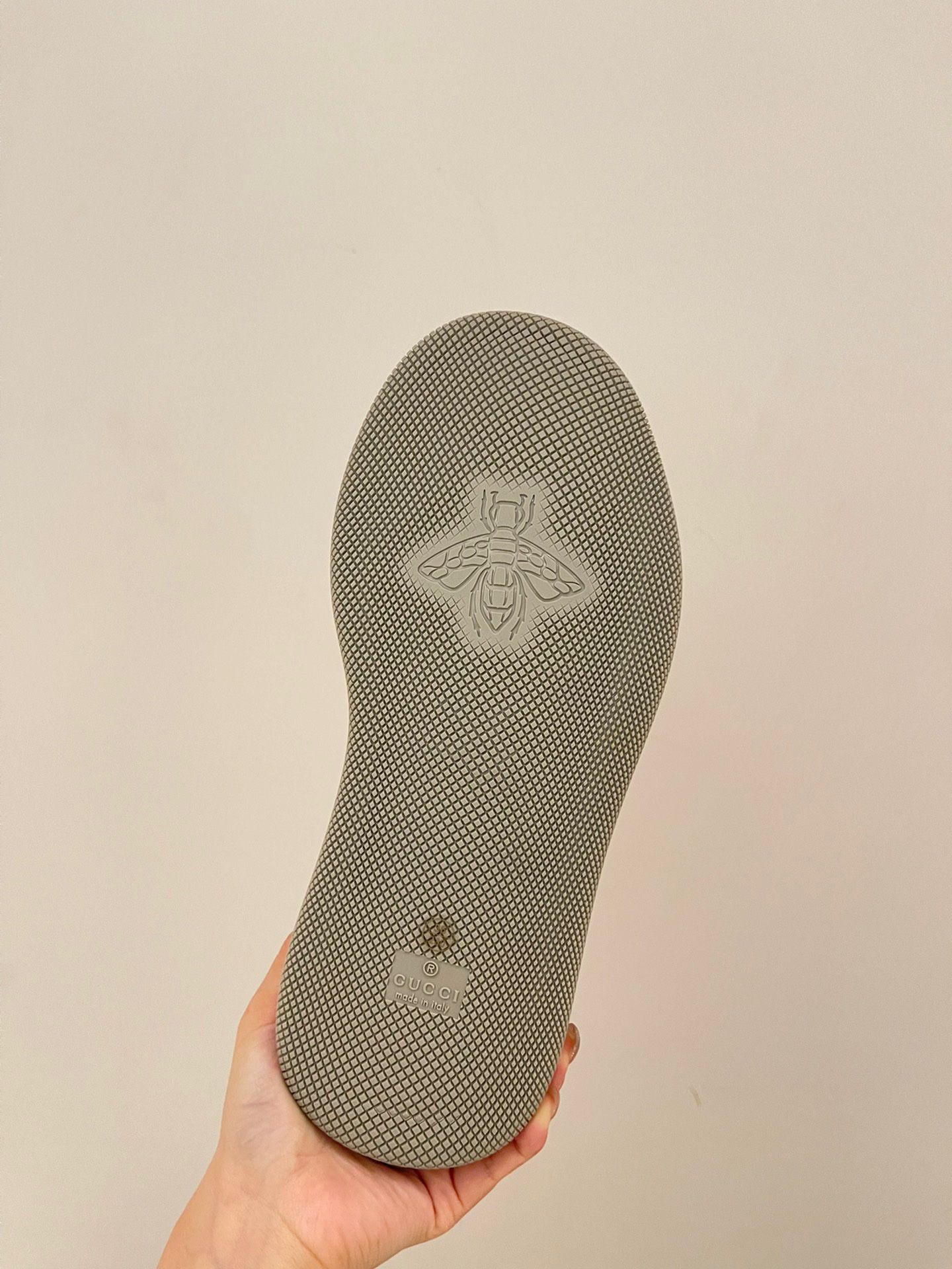 Gucci 2023 Thick-soled Dirty Shoes for Couples - Image 9