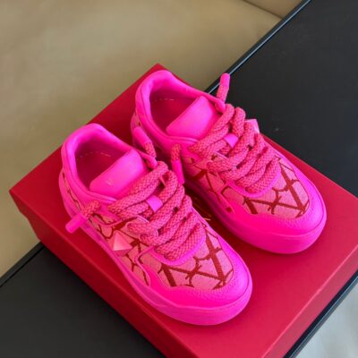 Valentino 2023 New Couple Trainers