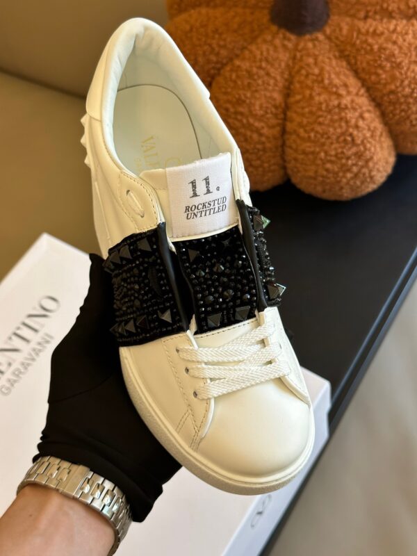 Valentino 2023 Autumn and Winter Wedge Sneakers