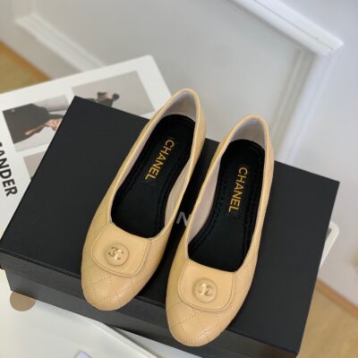 Chanel 2023 New Classic Loafers