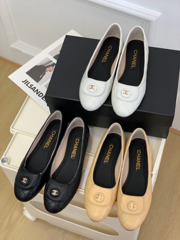 Chanel 2023 New Classic Loafers Collection